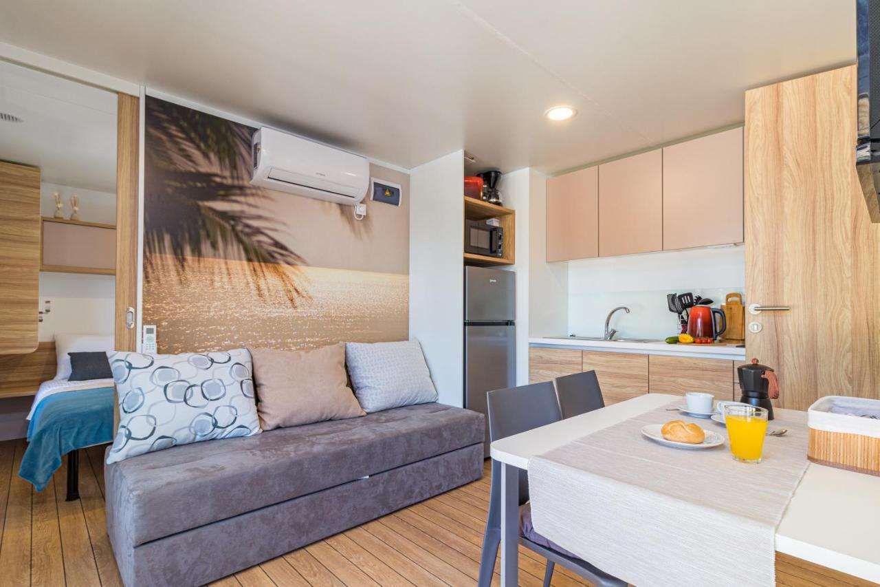 Hemy Casa - Lux Mobile Homes Rovinj Eksteriør bilde